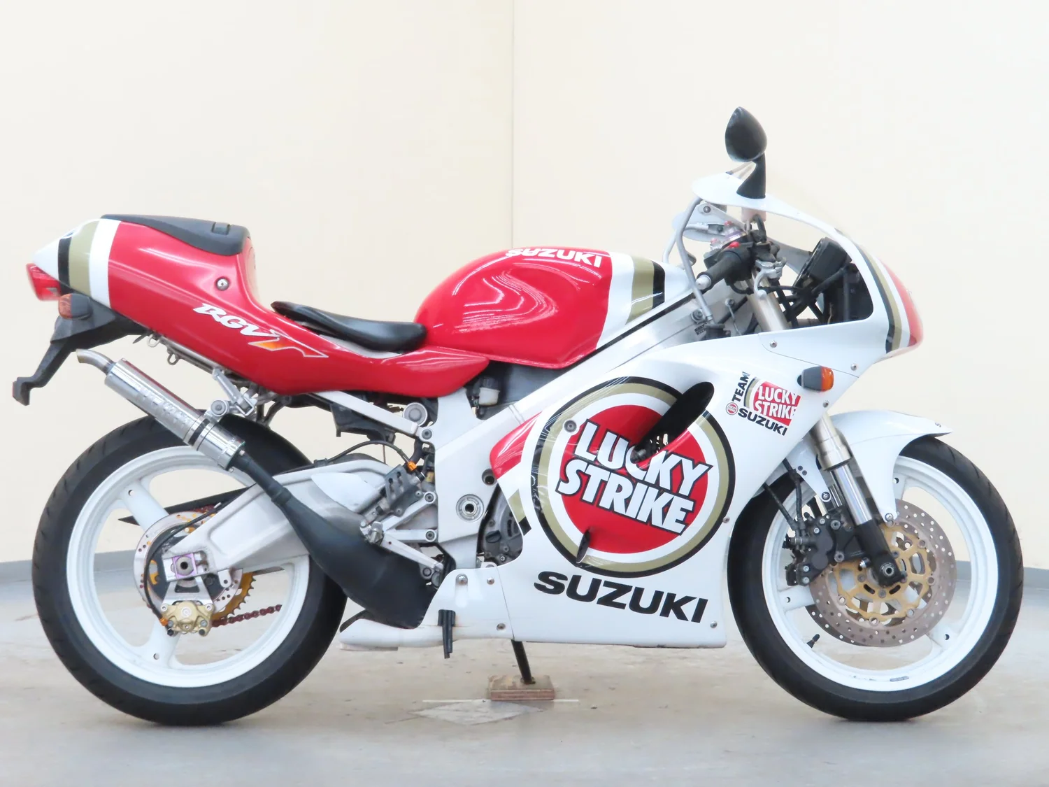 Suzuki RGV250 VJ23