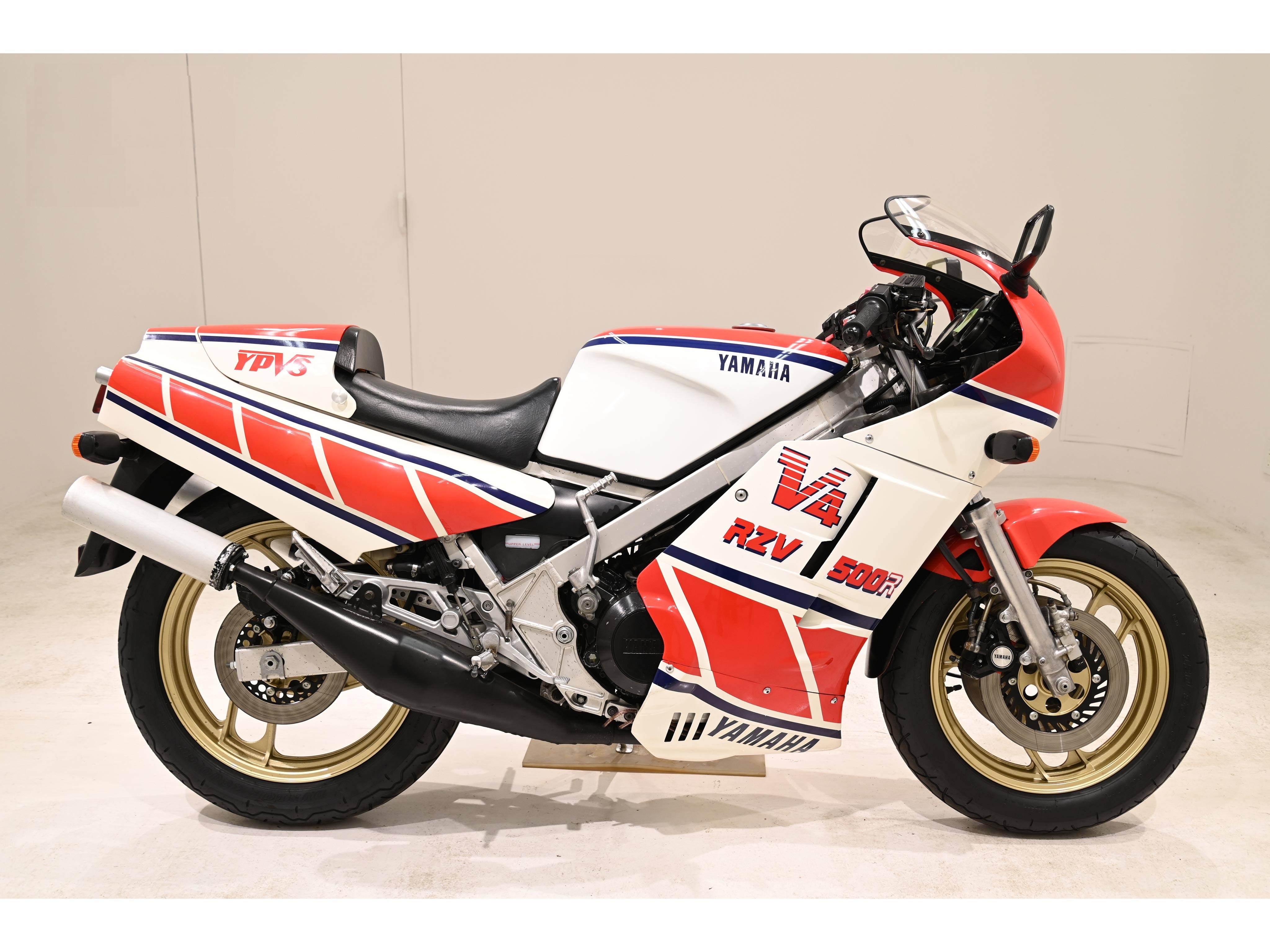 Yamaha RZV500R