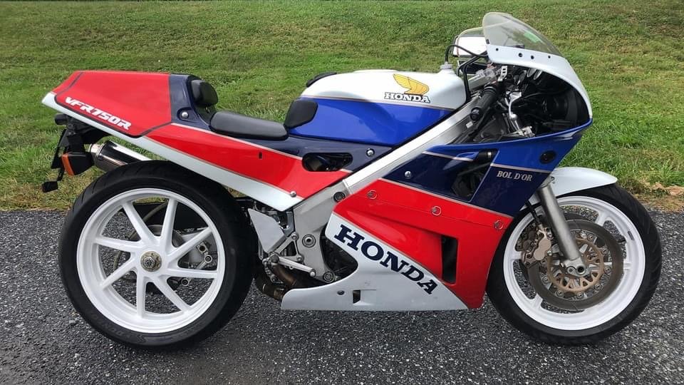 Honda RC30