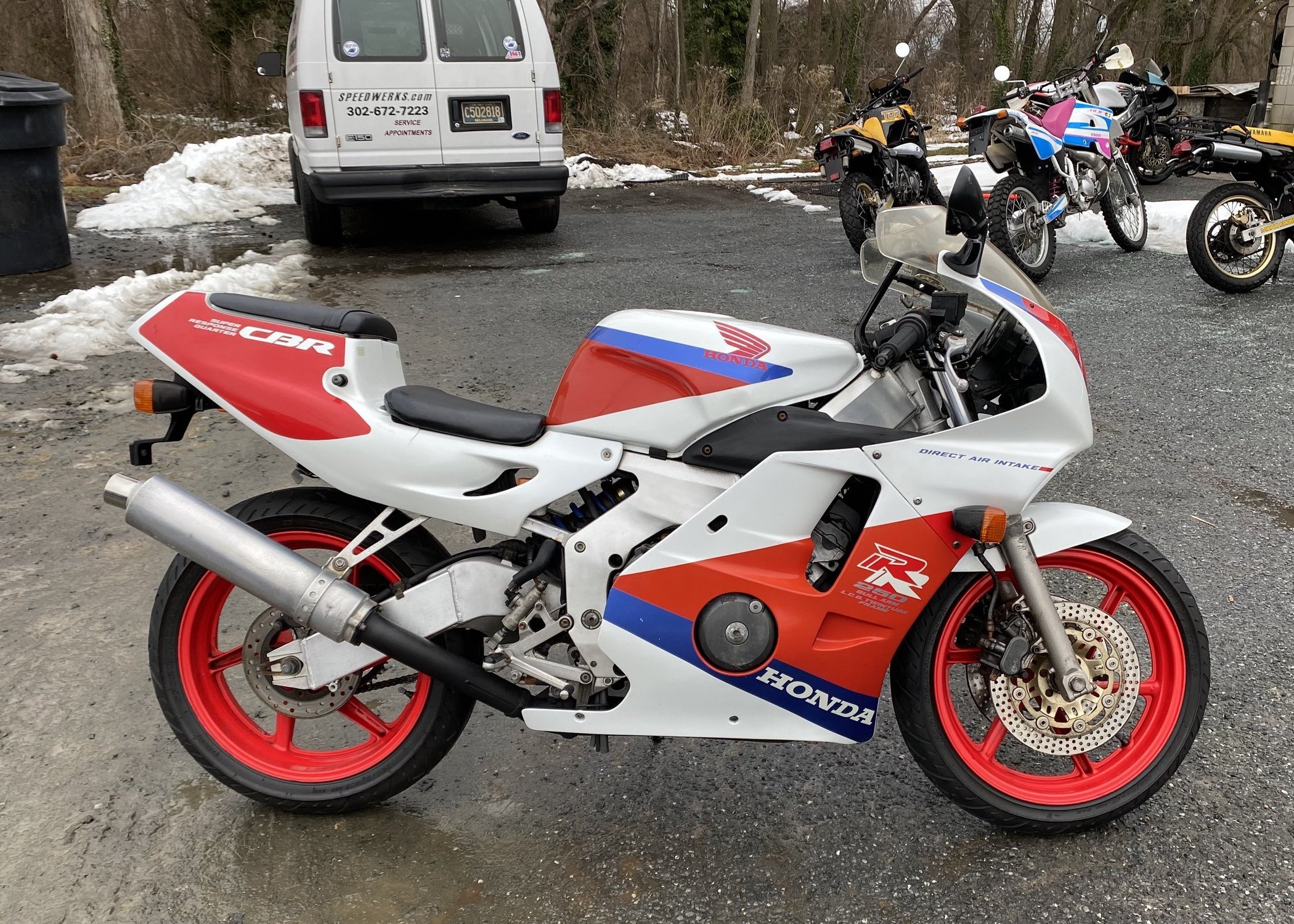 Honda CBR250RR MC22