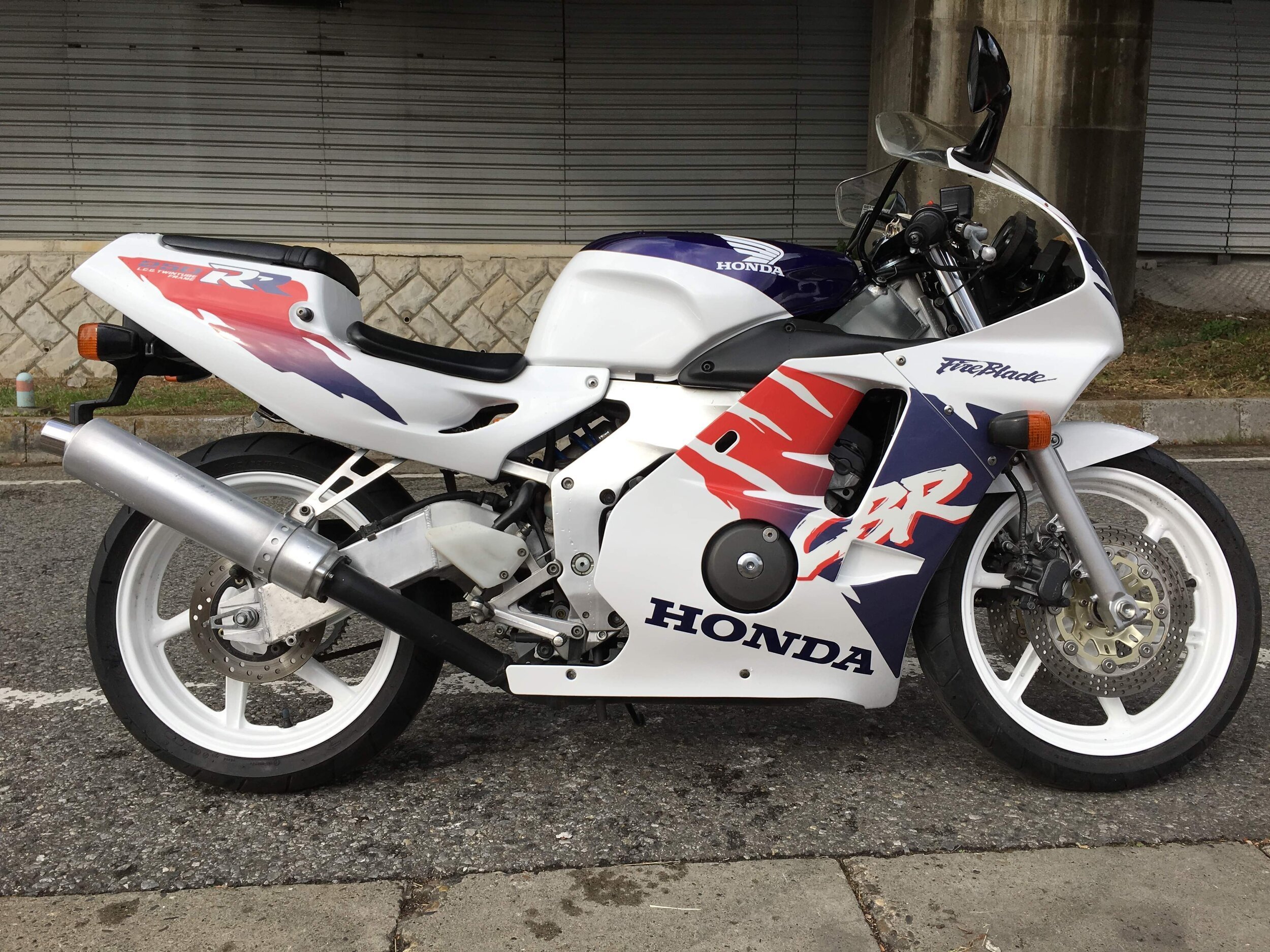 Honda CBR250RR MC22