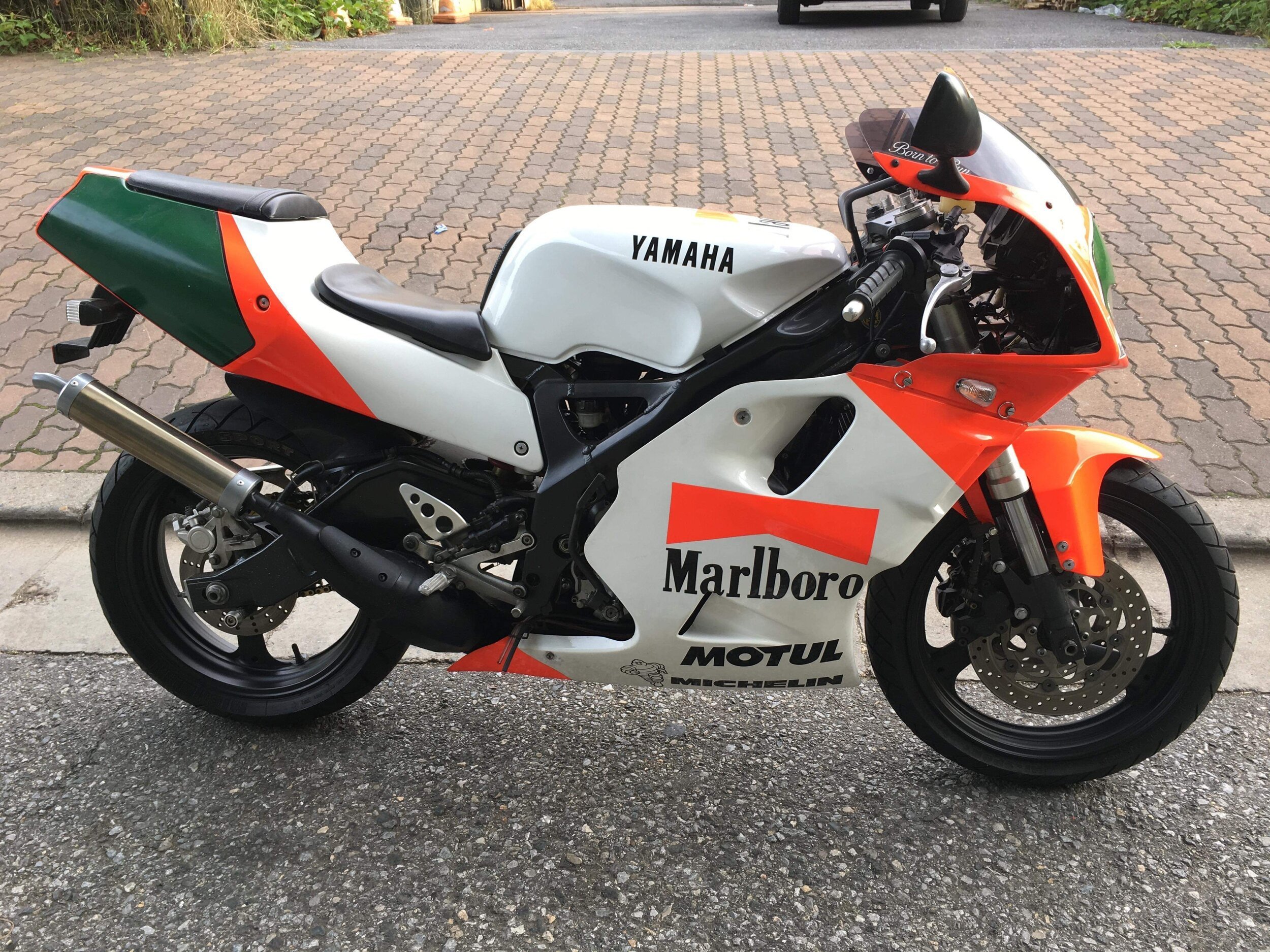Yamaha TZR250 3XV